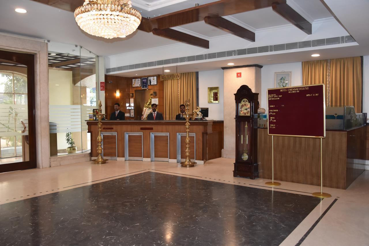 Ulo Chennai Deluxe Hotel ภายนอก รูปภาพ